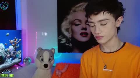 Max online show from March 10, 5:22 am