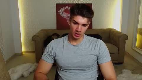 Snapshot of maxkaiden chatting on September 12, 4:34 am MaxKaiden online show from September 12, 4:34 am