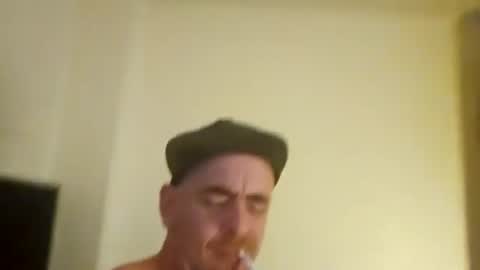 Max online show from March 10, 7:44 am