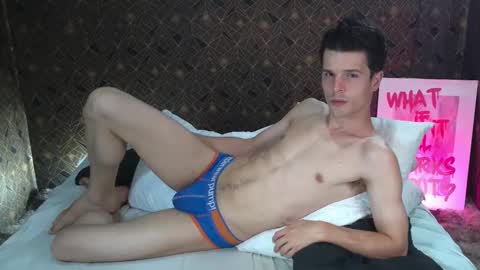 Snapshot of maxtopboy chatting on September 14, 7:21 am Max online show from September 14, 7:21 am
