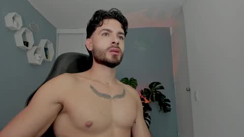 Maxi online show from March 29, 1:28 am