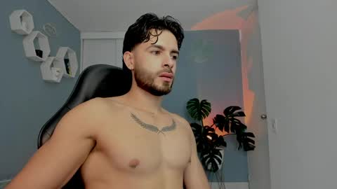 Maxi online show from April 11, 2:30 am