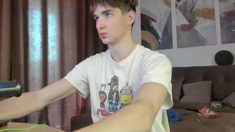 maxwellchik online show from September 29, 10:35 am