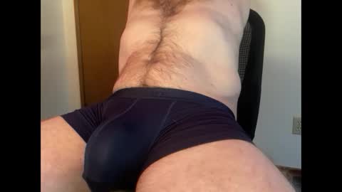 Max online show from January 29, 5:02 pm