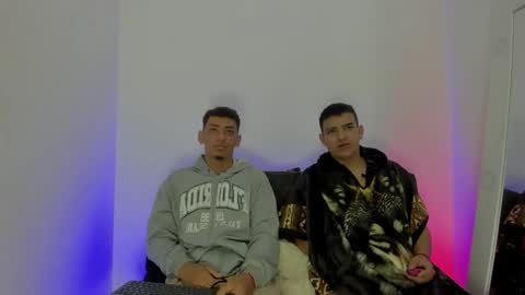 Snapshot of maykel_and_mike chatting on October 16, 10:12 am maykel_and_mike online show from October 16, 10:12 am