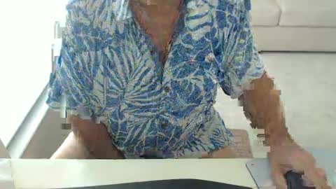 Snapshot of mbeastie chatting on September 22, 2:27 pm Beastie online show from September 22, 2:27 pm