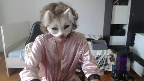 Bri online show from April 1, 7:32 am