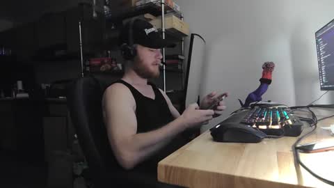 mcchoopyy online show from October 4, 4:50 am