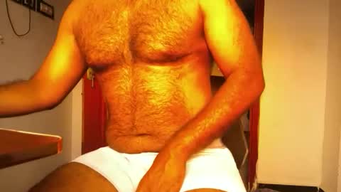 me_hai12 online show from February 26, 12:06 pm