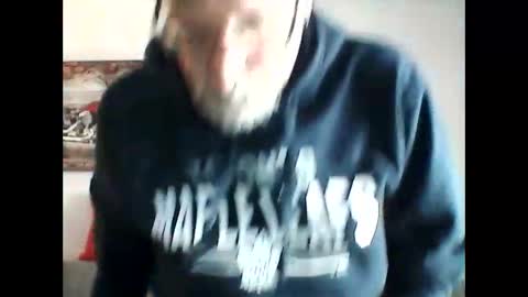 me at home online show from March 7, 7:11 pm