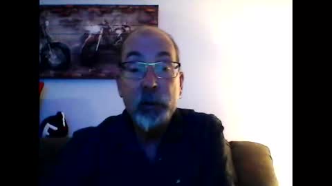 me at home online show from December 22, 9:23 pm