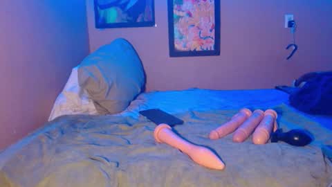 MeekTheTwink18 online show from November 18, 9:28 pm