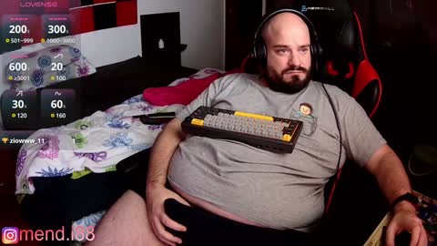 menditeta online show from December 26, 10:20 pm