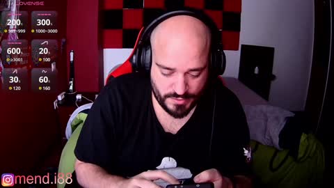 menditeta online show from December 4, 1:03 am