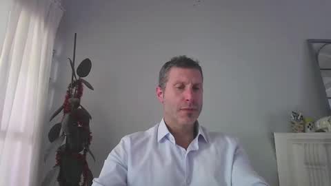 menotista online show from December 17, 6:58 pm