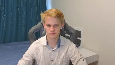 Mickey online show from October 30, 10:38 am