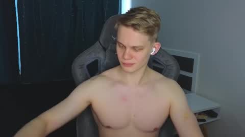 Mickey online show from February 3, 6:40 am