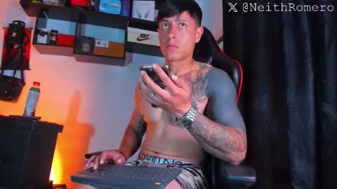 Snapshot of mercenaryxxx chatting on October 18, 12:37 am Neith online show from October 18, 12:37 am