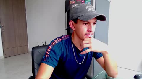 Merida And Wither online show from September 12, 6:19 pm