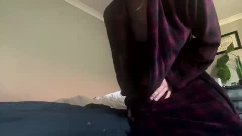 messi1111222 online show from March 6, 11:13 pm