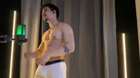 mettew22cm online show from October 25, 8:27 am