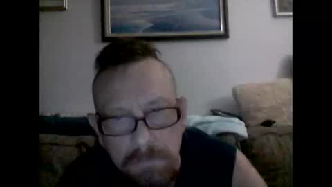 mhitch924 online show from June 8, 1:01 am