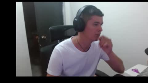 miaou_miaou online show from April 10, 2:18 am