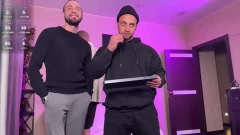 michaelbradley_for_u online show from March 21, 7:18 pm