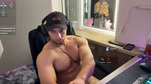 michaelbradley_for_u online show from July 9, 9:29 pm