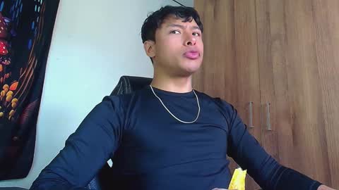 Snapshot of michaelstones chatting on January 20, 2:03 pm michaelstones online show from January 20, 2:03 pm