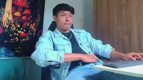 Snapshot of michaelstones chatting on January 30, 1:53 pm michaelstones online show from January 30, 1:53 pm