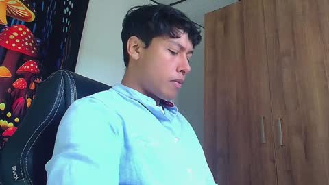 Snapshot of michaelstones chatting on February 7, 2:37 pm michaelstones online show from February 7, 2:37 pm