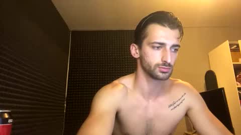Snapshot of michelemagnetico chatting on September 28, 7:34 pm michelemagnetico online show from September 28, 7:34 pm