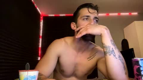 Snapshot of michelemagnetico chatting on September 23, 9:25 pm michelemagnetico online show from September 23, 9:25 pm