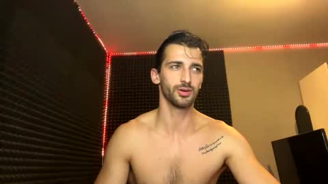 Snapshot of michelemagnetico chatting on October 8, 11:09 pm michelemagnetico online show from October 8, 11:09 pm