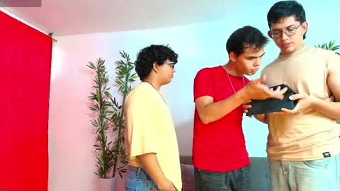 midnight_boyss_ online show from March 17, 8:55 pm