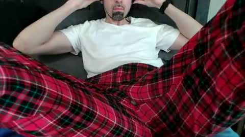 miembro08 online show from June 23, 2:49 am