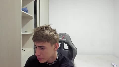 Miguel Hernandez online show from November 26, 7:17 pm