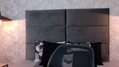 miguelsanfrancisco online show from April 5, 6:37 pm