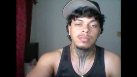 miguelvl01 online show from October 1, 6:17 am