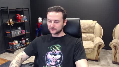 Misha Winchester online show from April 8, 6:05 pm