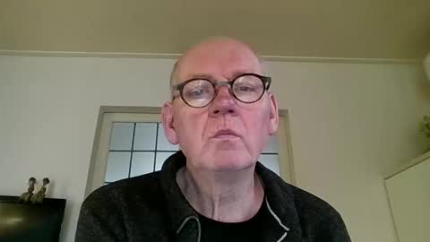 mik online show from November 10, 11:26 am