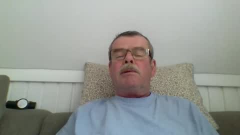 mikael42 online show from April 25, 12:52 pm