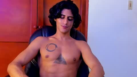 mike_d1030 online show from March 18, 7:11 am