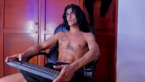 mike_d1030 online show from February 10, 2:38 am