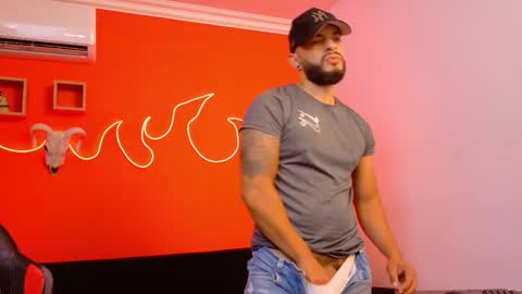 mike_savage3 online show from November 26, 1:03 pm