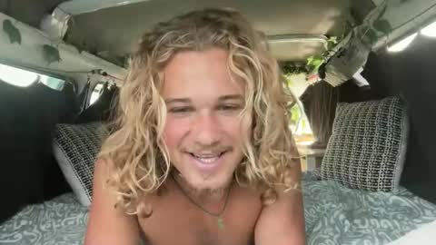 Mike online show from November 9, 9:19 pm