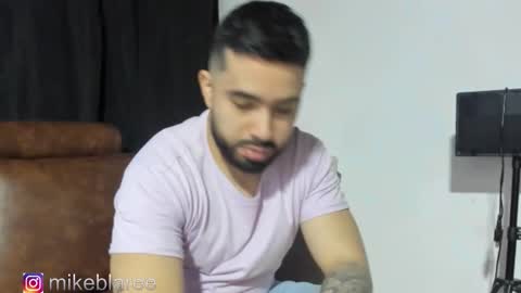 mikeblaree online show from November 17, 4:54 pm