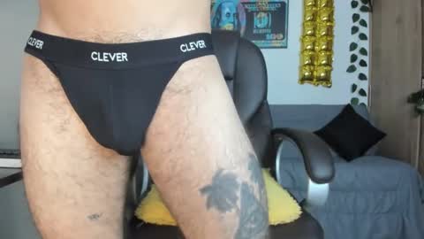 mikee_scooth online show from December 23, 6:22 am