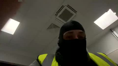 mikejames12369 online show from September 28, 1:47 am